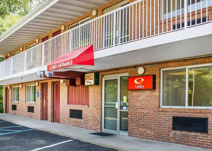 Econo Lodge Drums