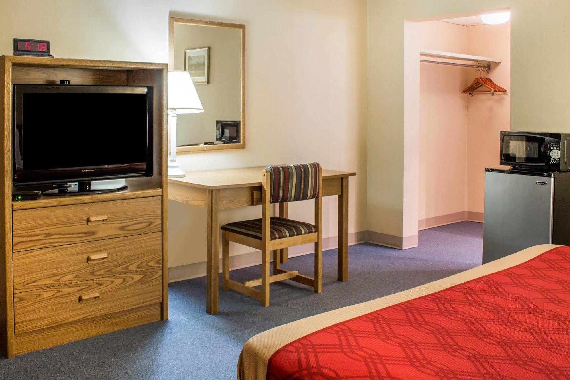 Hotel Econo