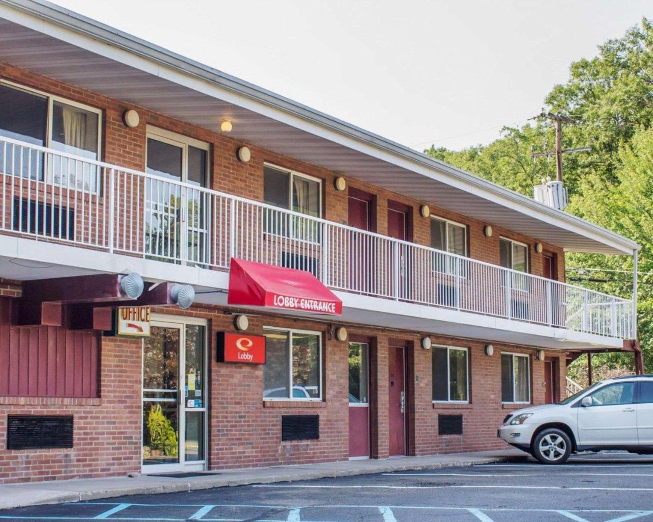 Hotel Econo